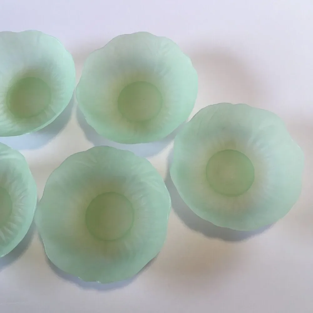 Vintage Plastic Cabbage Bowls Set of 5 Light Green Nut Fruit Side Bowls